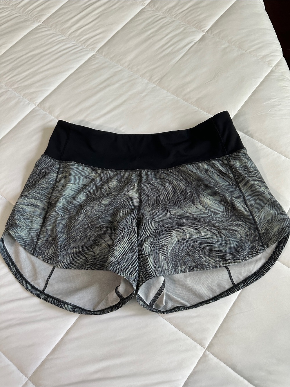 lululemon athletica Black Waistband Gray Marled Running Shorts